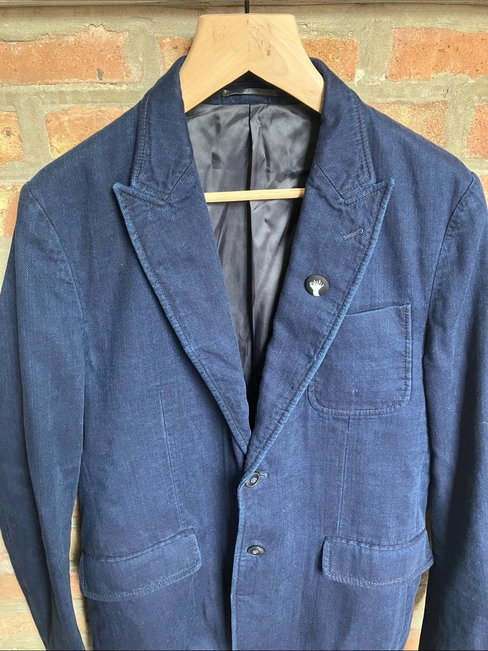 G-Star Raw denim blazer features a structured two-button